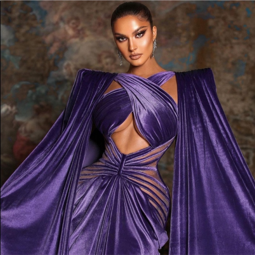 ~Inviolability Violet Velvet Gown~